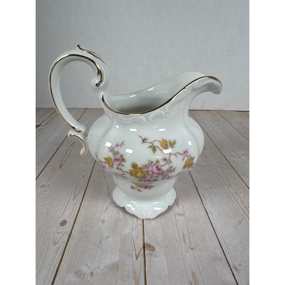 Johann Haviland Michele Creamer Bavaria Germany‎ Floral Gold Trim